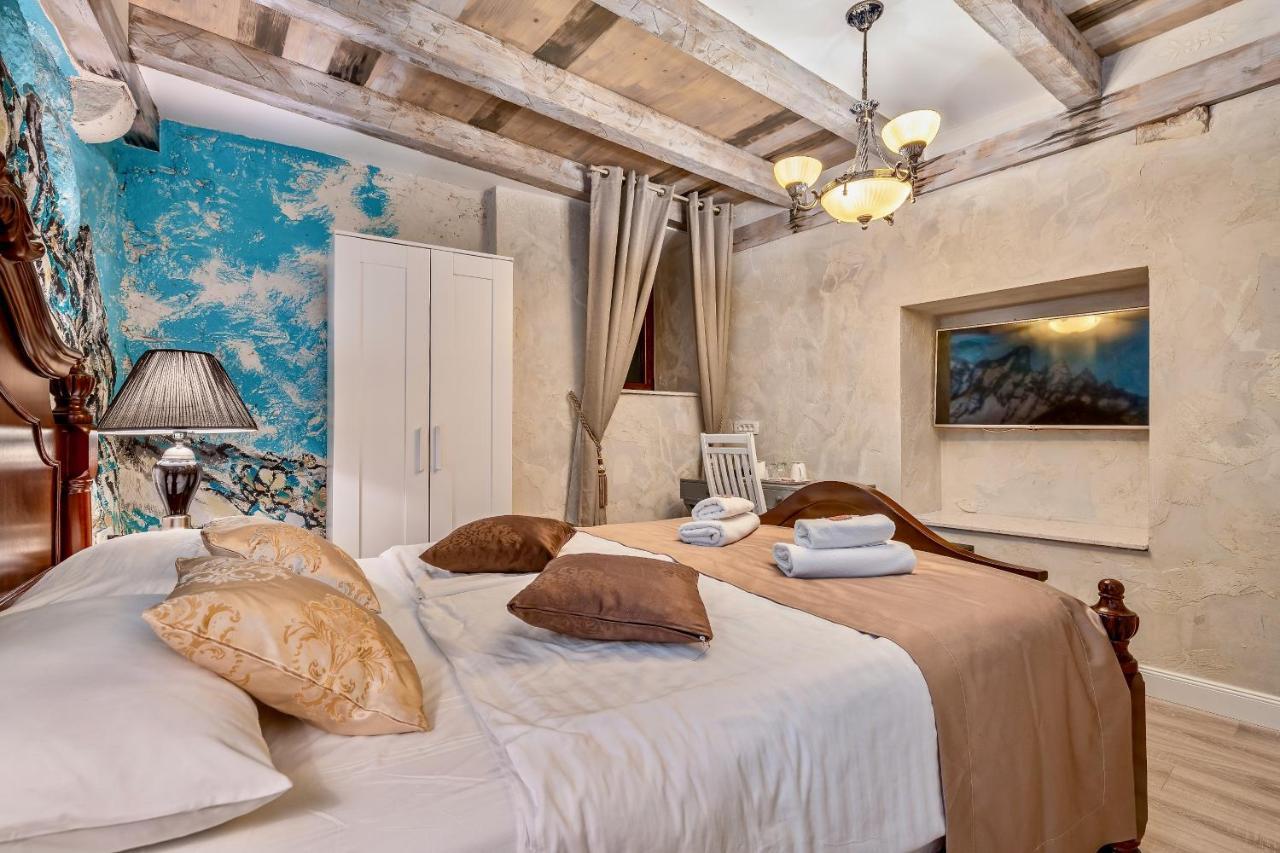 Historic Plaza Varos Split (Adults Only) 外观 照片